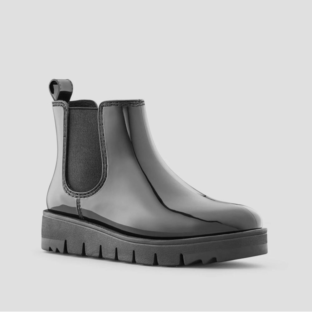 Firenze Chelsea Rain Boot - Black - Size 8 womens